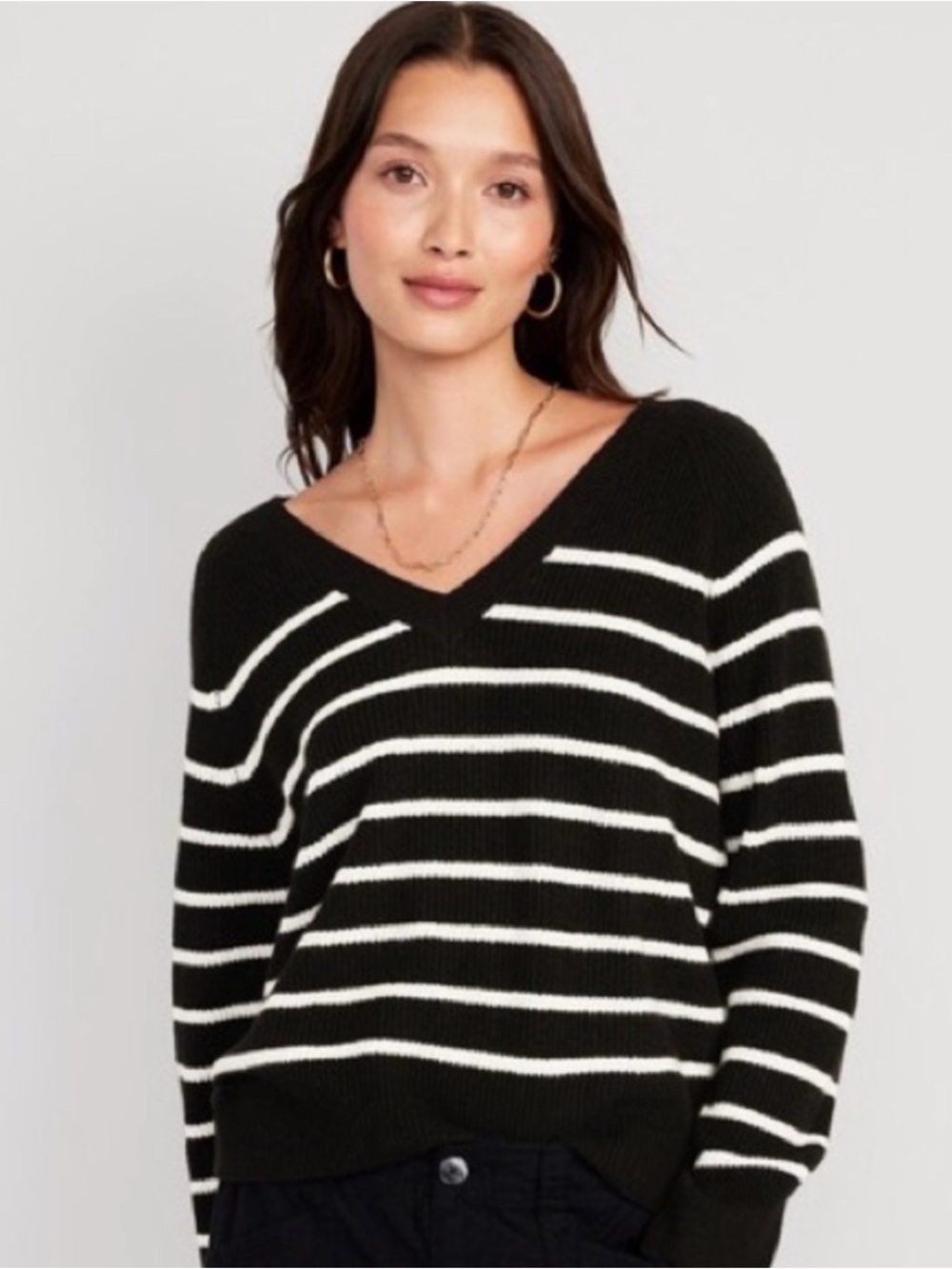 Old Navy Black and White Striped V-Neck Sweater